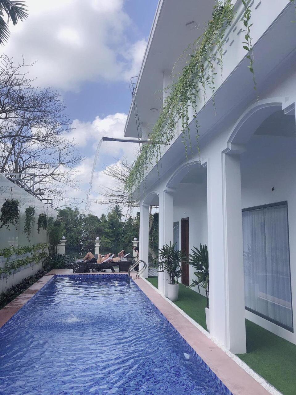Avon Hotel Hue Exterior foto